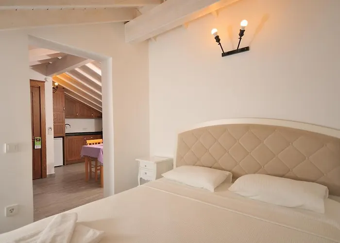 Brothers Cesme Boutique Hotel