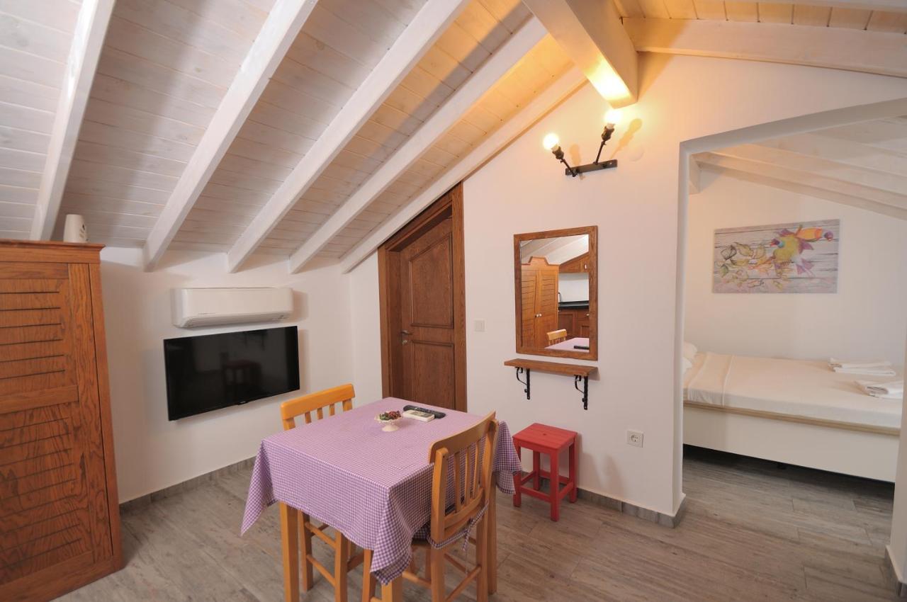 Brothers Boutique 3* Çeşme